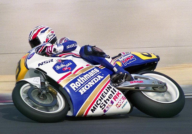 classe 500 moto mike doohan 1990
