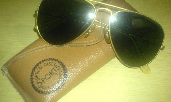 RAY BAN – I nostri occhiali da sole – (Anni 70/80)