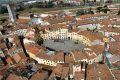 Curiosità d'Italia - PIAZZA DELL'ANFITEATRO (Lucca) : Come era e Come è