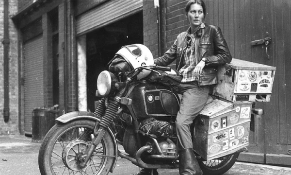 ELSPETH BEARD la pioniera del giro del mondo in moto – (1980)