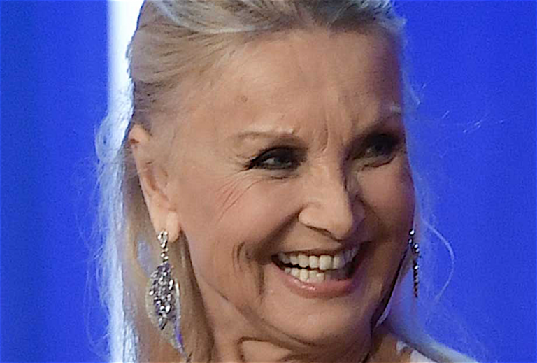 BARBARA BOUCHET Come era curiosando attrici sexi