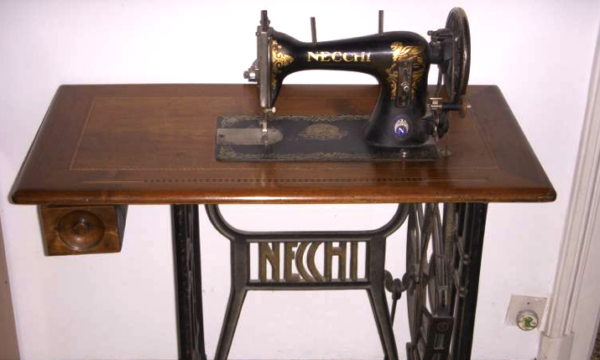 NECCHI – La macchina per cucire della nonna – (Dal 1926)