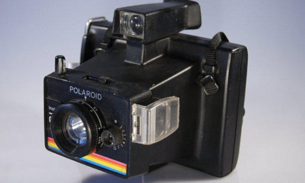 POLAROID – La macchina fotografica – (Anni 60/80)