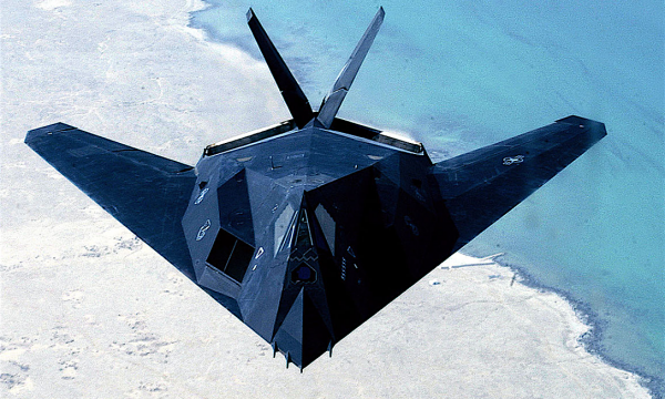 LOCKHEED F-117 NIGHTHAWK … il primo Stealth a volare – (1981)