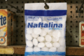 Oggetti nostro passato: NAFTALINA